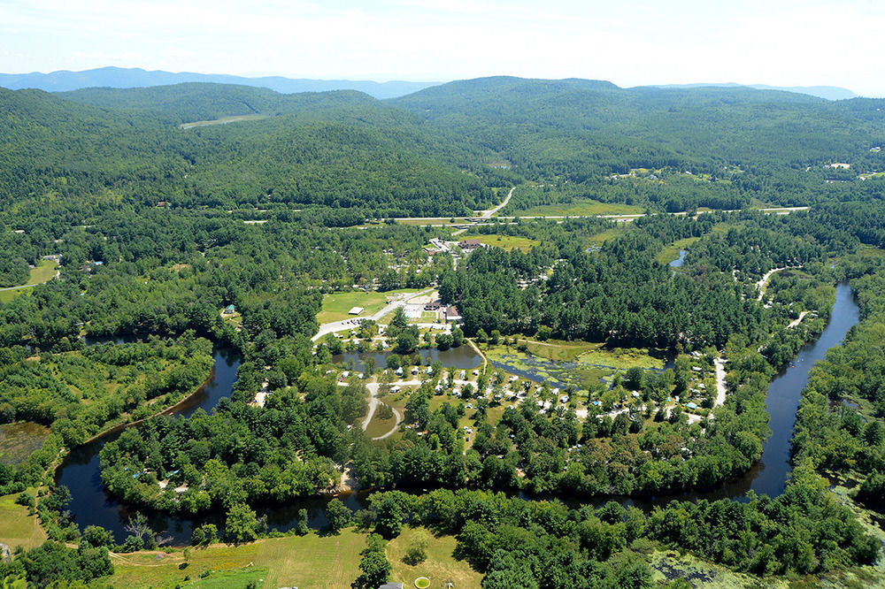 Lake George Escape - Campground Warrensburg Eksteriør billede