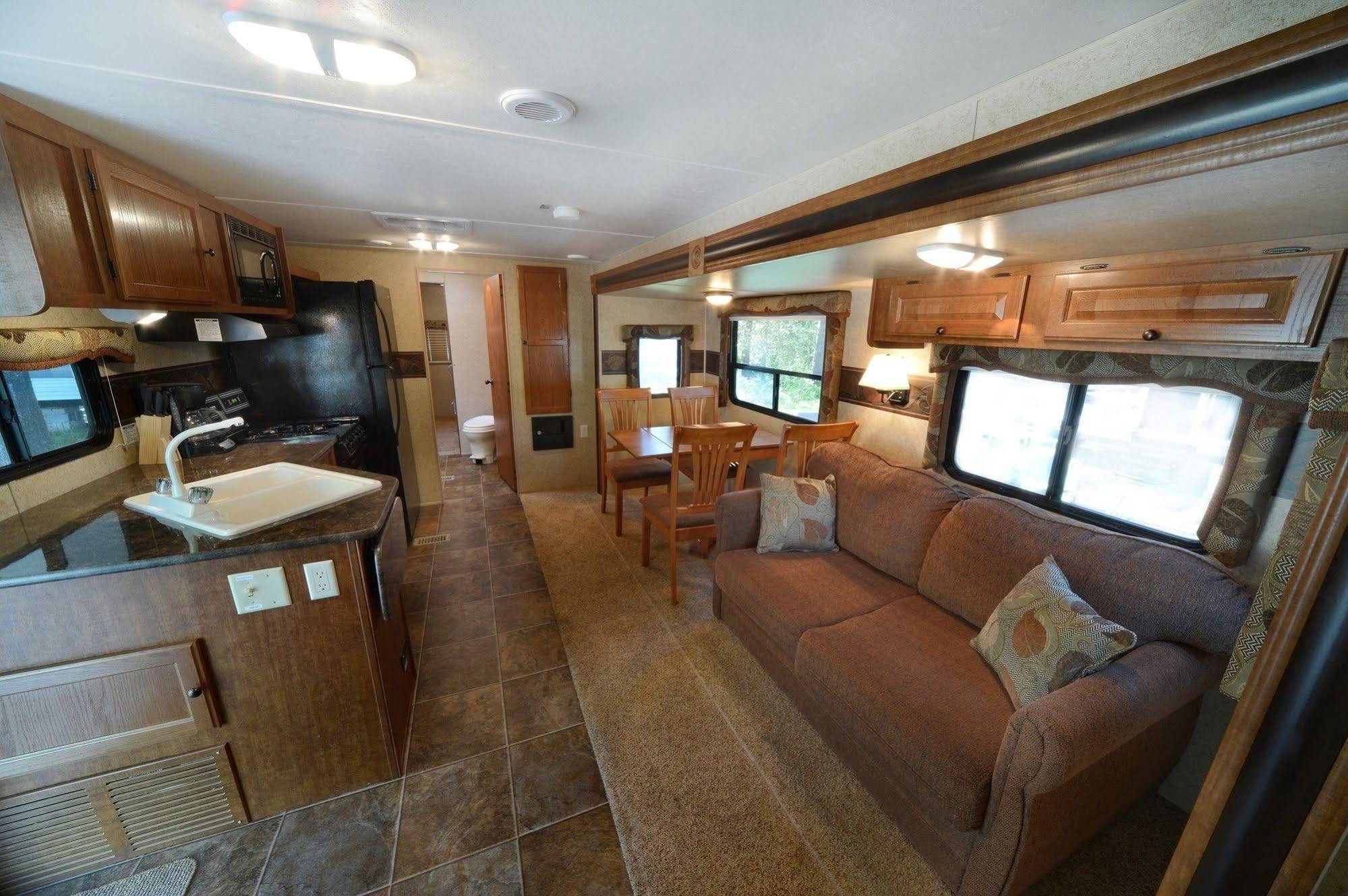 Lake George Escape - Campground Warrensburg Eksteriør billede