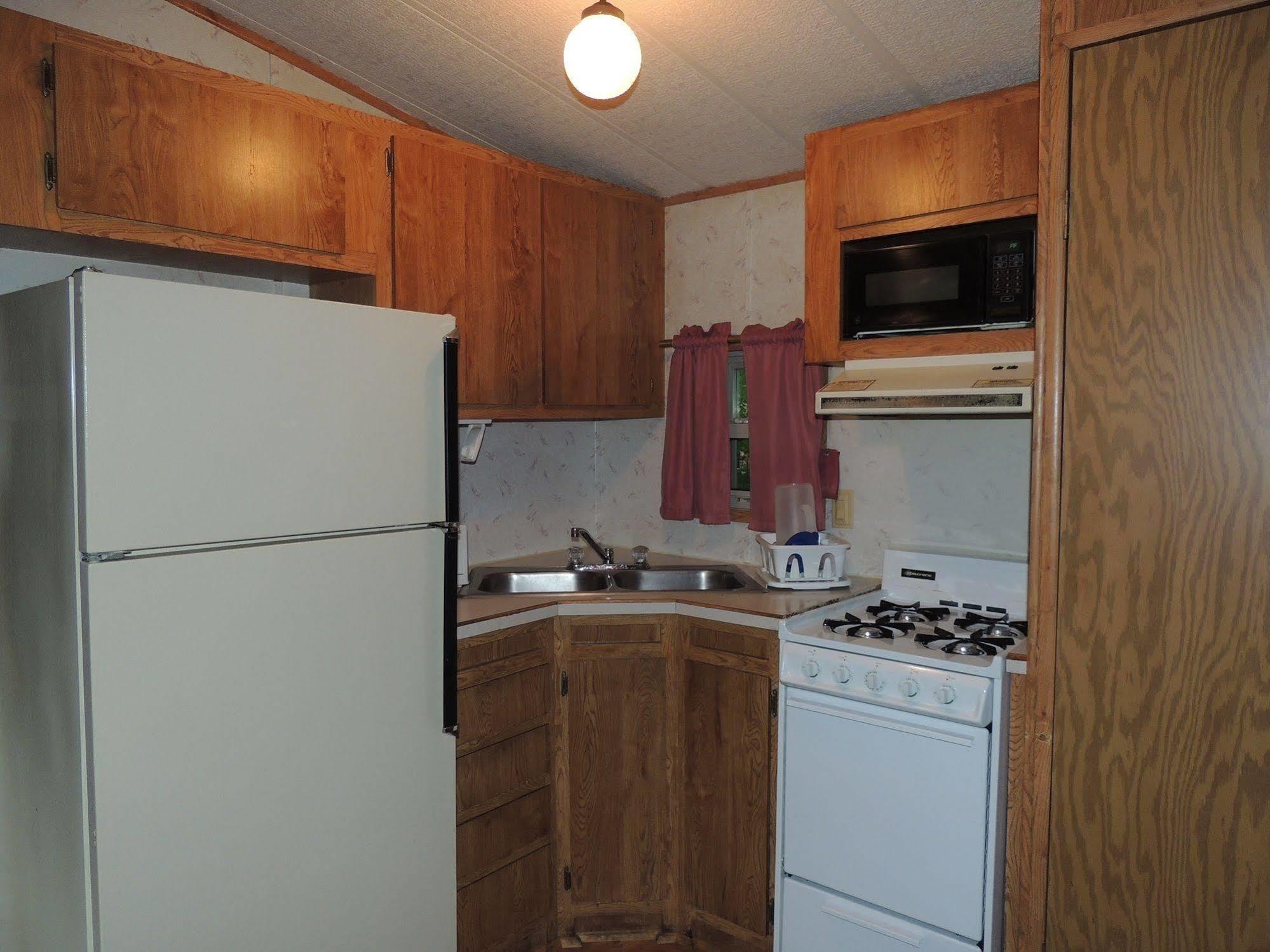 Lake George Escape - Campground Warrensburg Eksteriør billede