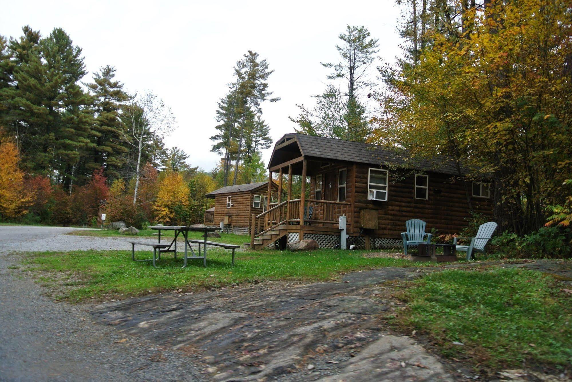 Lake George Escape - Campground Warrensburg Eksteriør billede